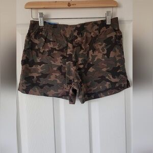 Columbia Camo Shorts XS Regular Fit - New with Tags